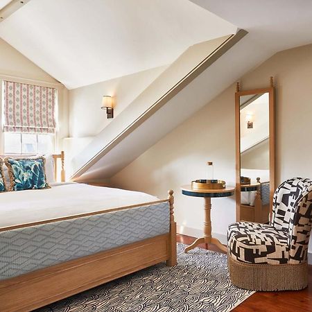 Faraway Nantucket Hotel Bagian luar foto