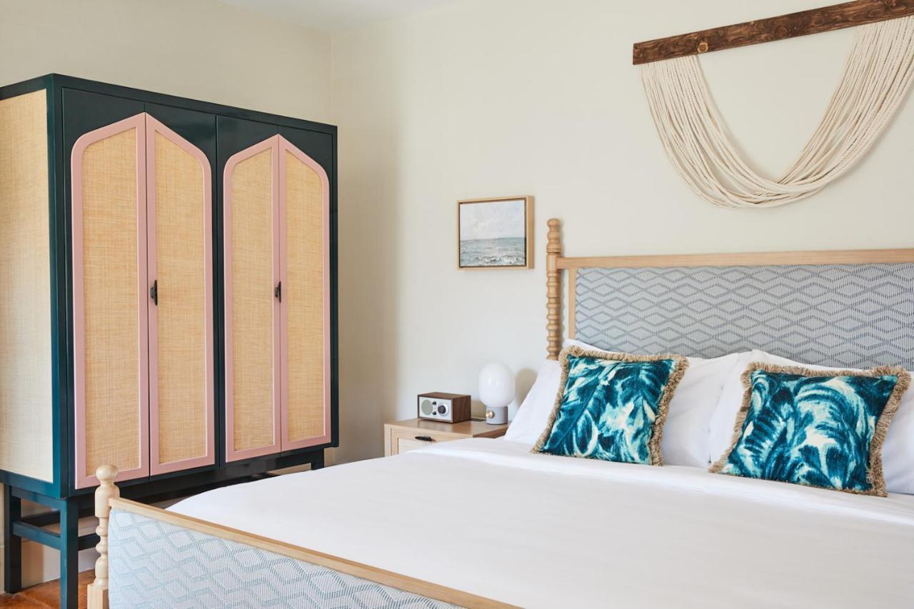 Faraway Nantucket Hotel Bagian luar foto