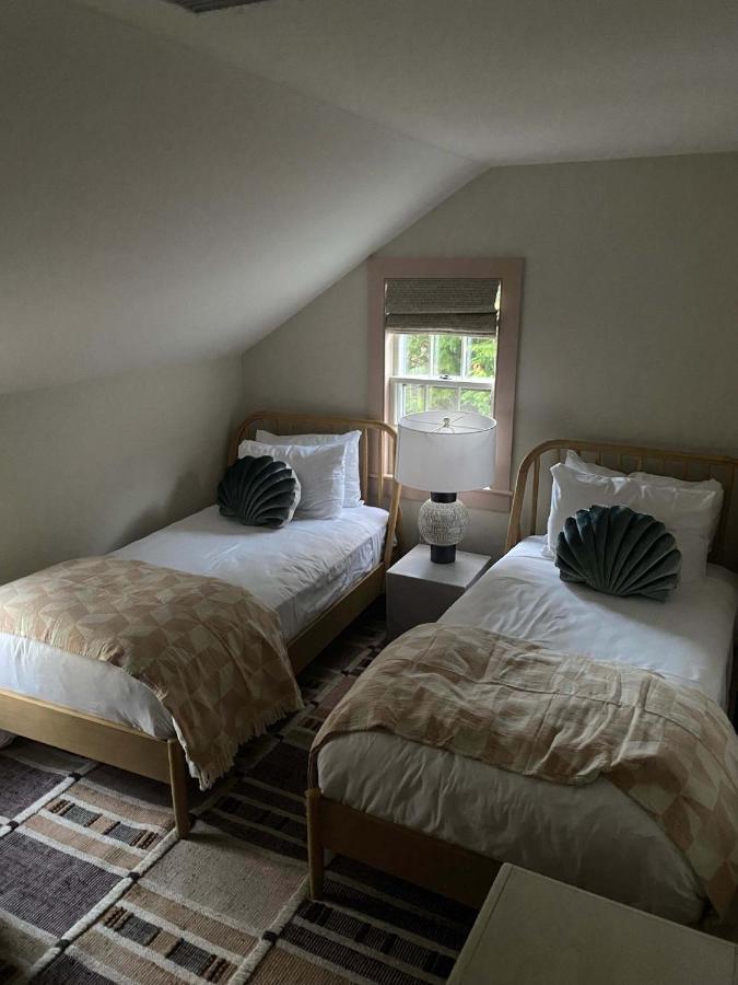 Faraway Nantucket Hotel Bagian luar foto
