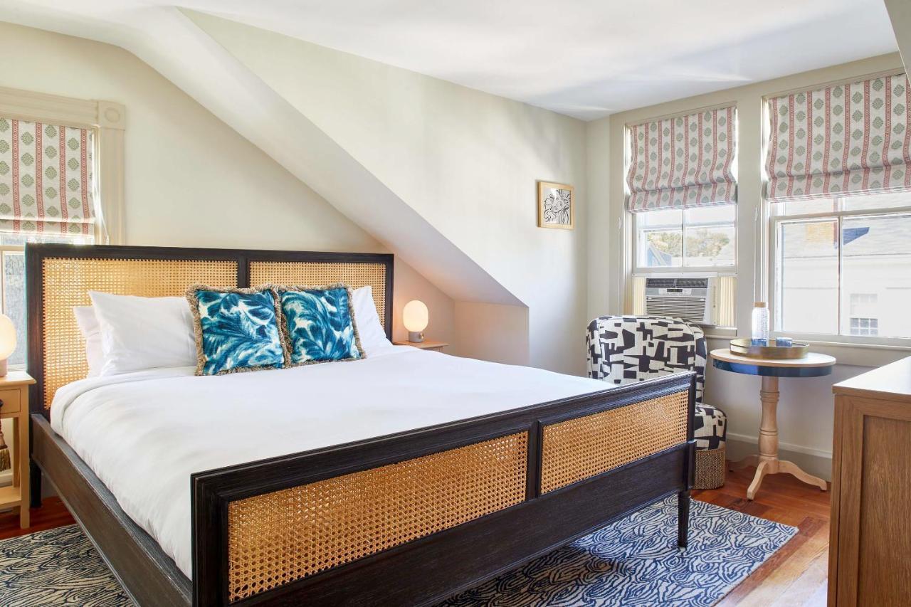 Faraway Nantucket Hotel Bagian luar foto